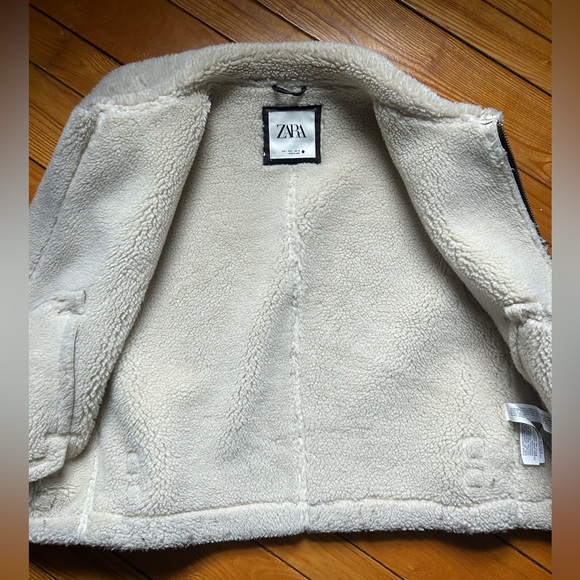 Zara Faux Leather Sherpa Lined Aviator Vest Size L - Picture 5 of 8